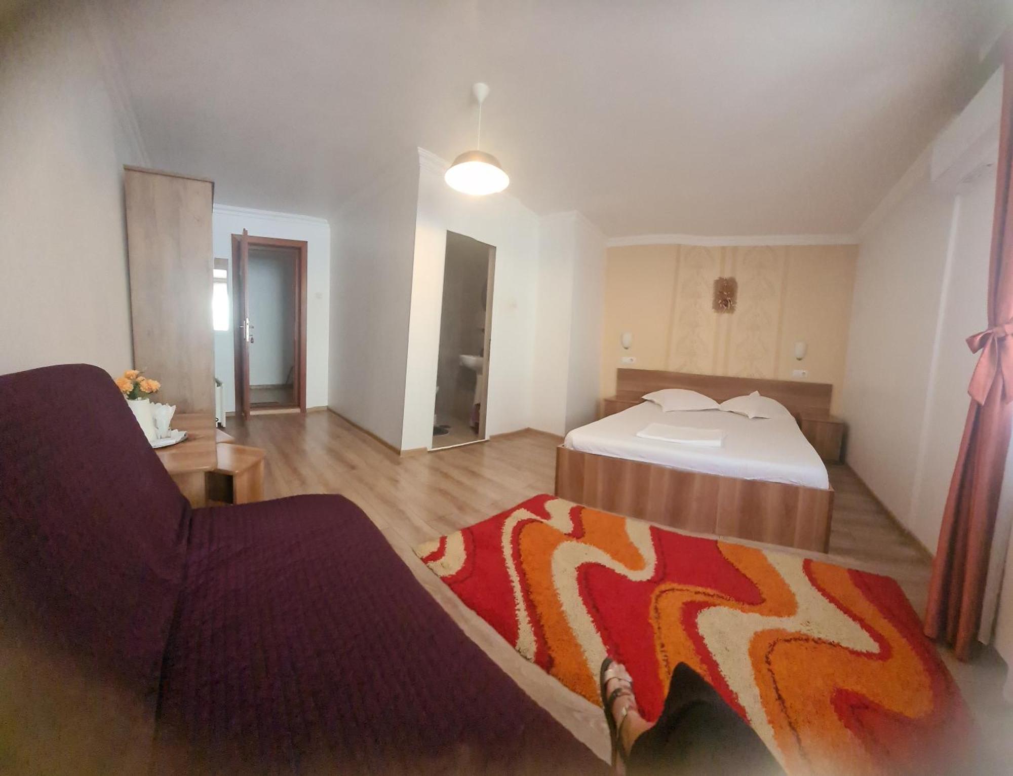Guesthouse Magic Băile Herculane Eksteriør bilde