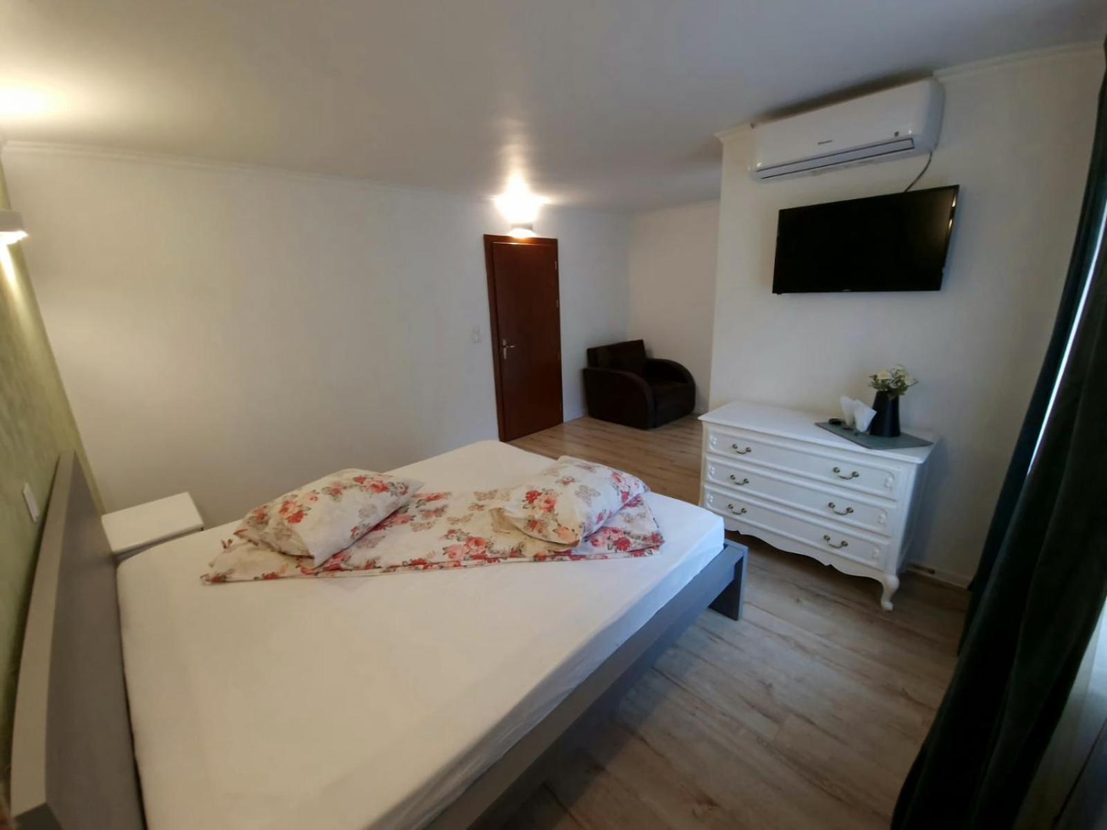 Guesthouse Magic Băile Herculane Eksteriør bilde