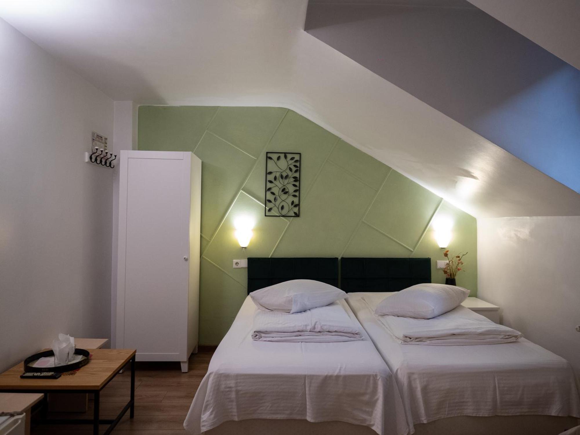Guesthouse Magic Băile Herculane Eksteriør bilde